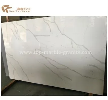 แผ่นควอตซ์สีขาว Calacatta ขัดเงาสำหรับเคาน์เตอร์ครัว
